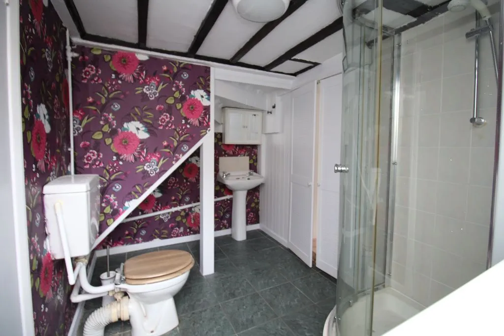 Maidstone Road, Hadlow, photo 10