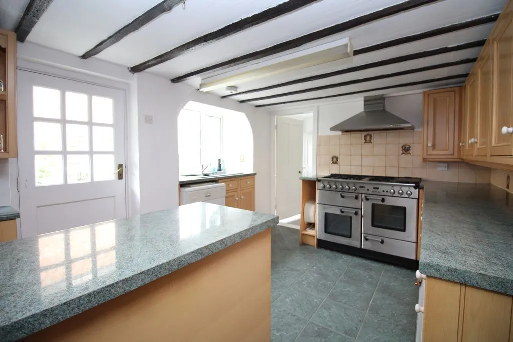 Maidstone Road, Hadlow, photo 9