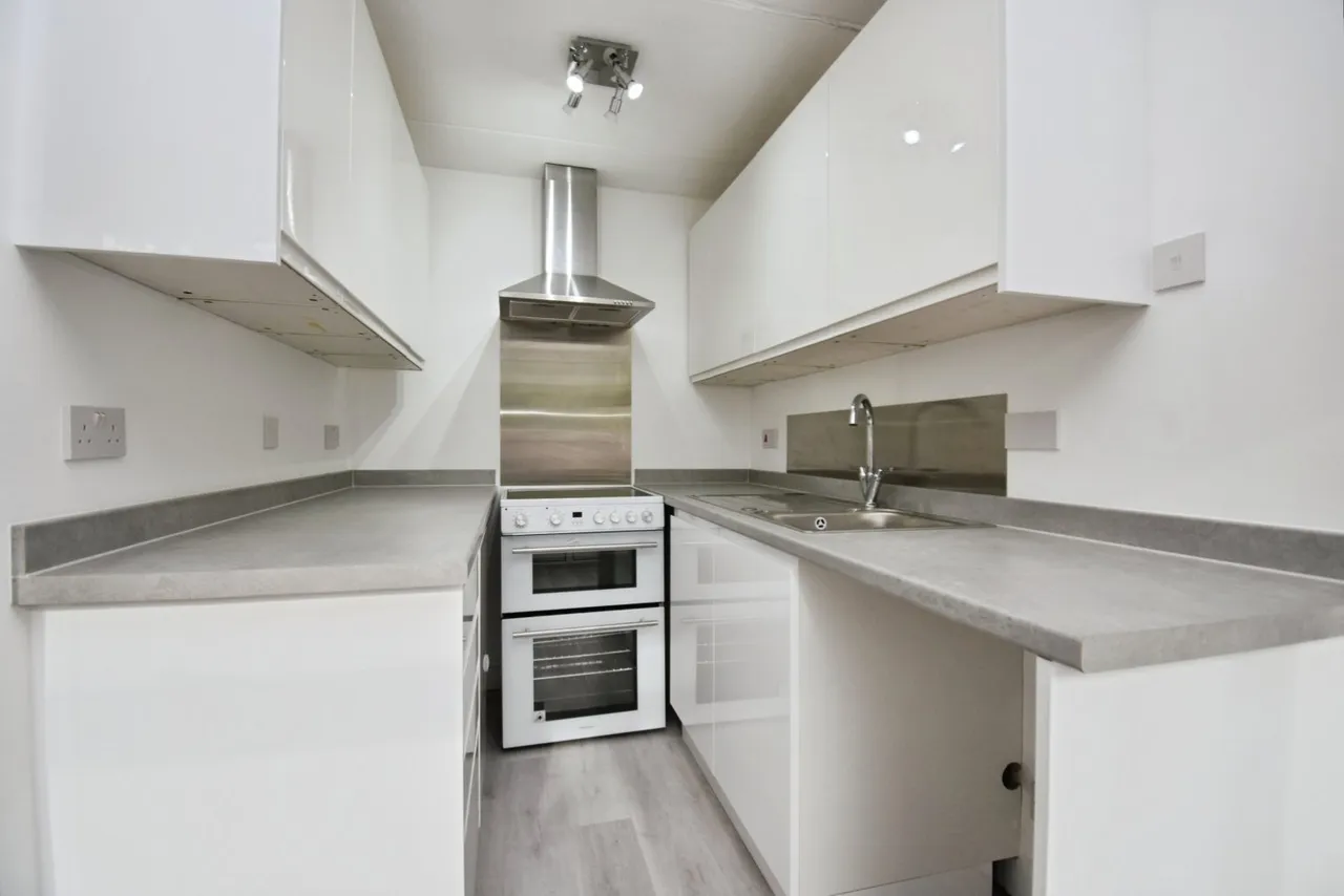 Damon Close, Sidcup, DA14, photo 3