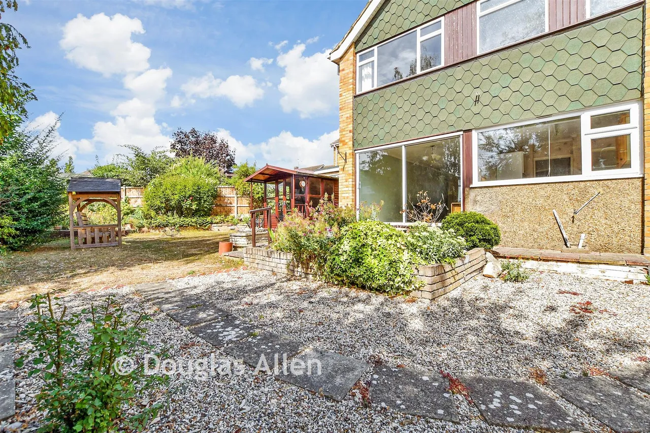 Burne Avenue, Wickford, SS12, photo 21