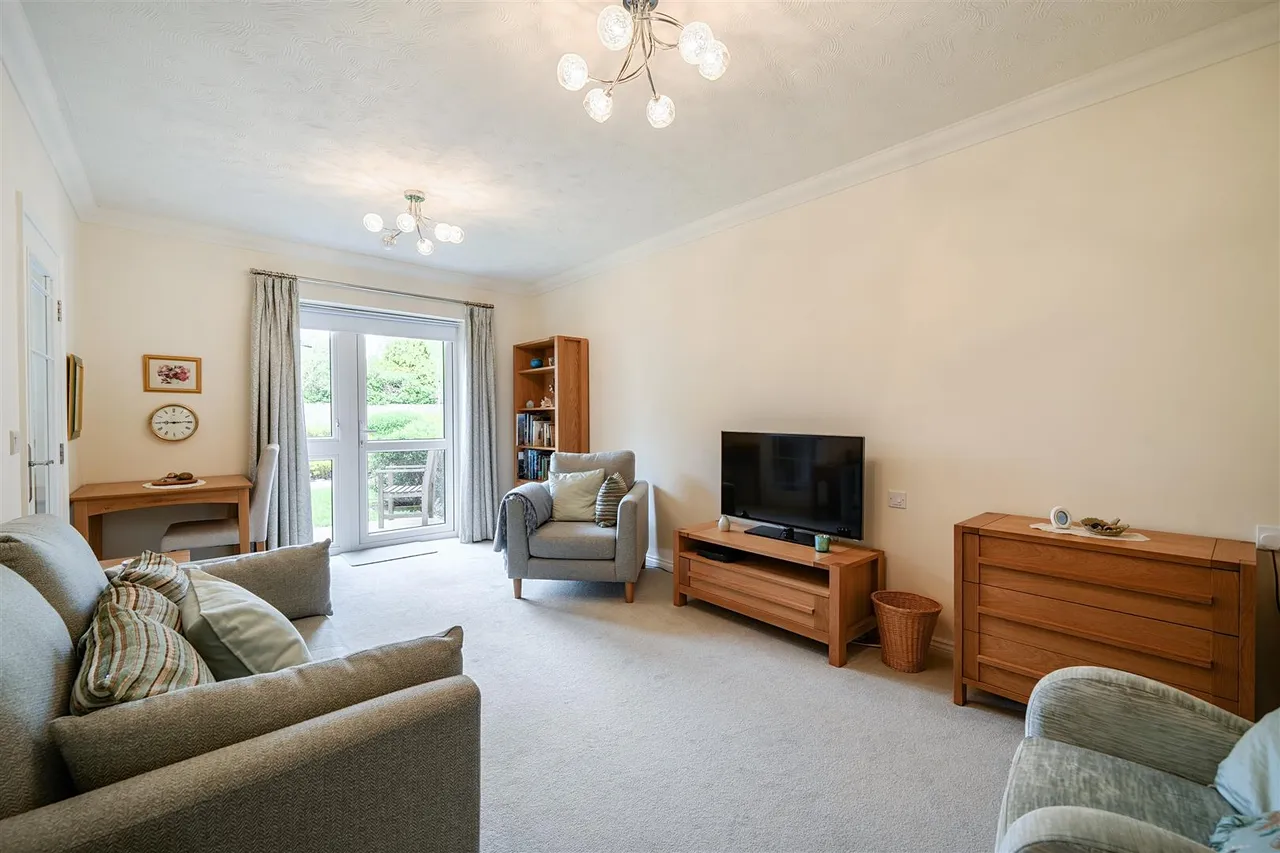 Station Road, Knowle, B93, photo 2
