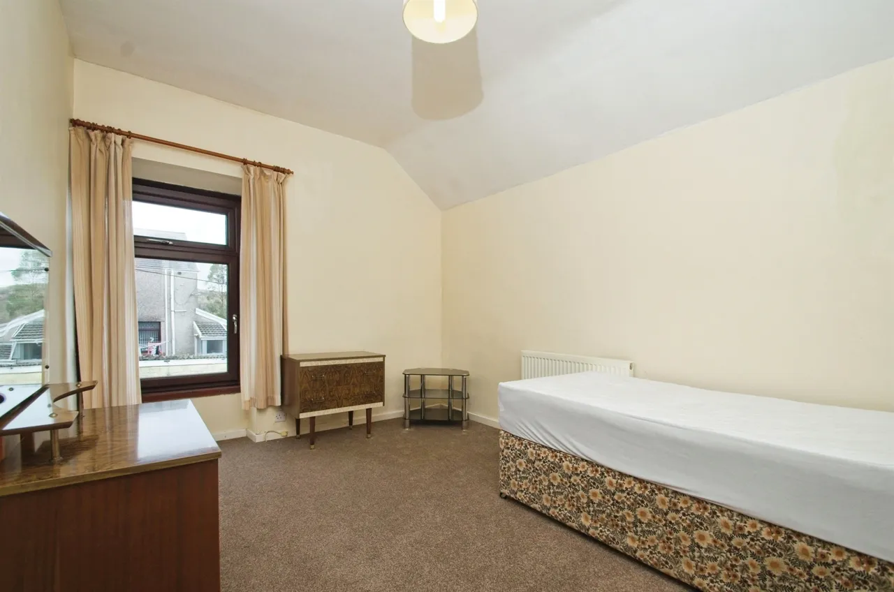 Lloyd Street, Maesteg, CF34, photo 9
