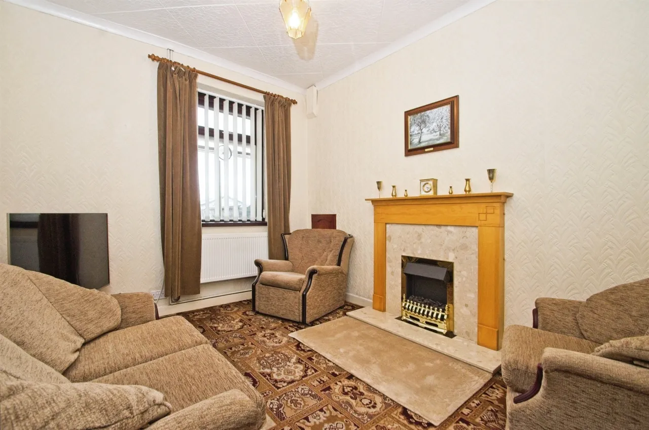 Lloyd Street, Maesteg, CF34, photo 3