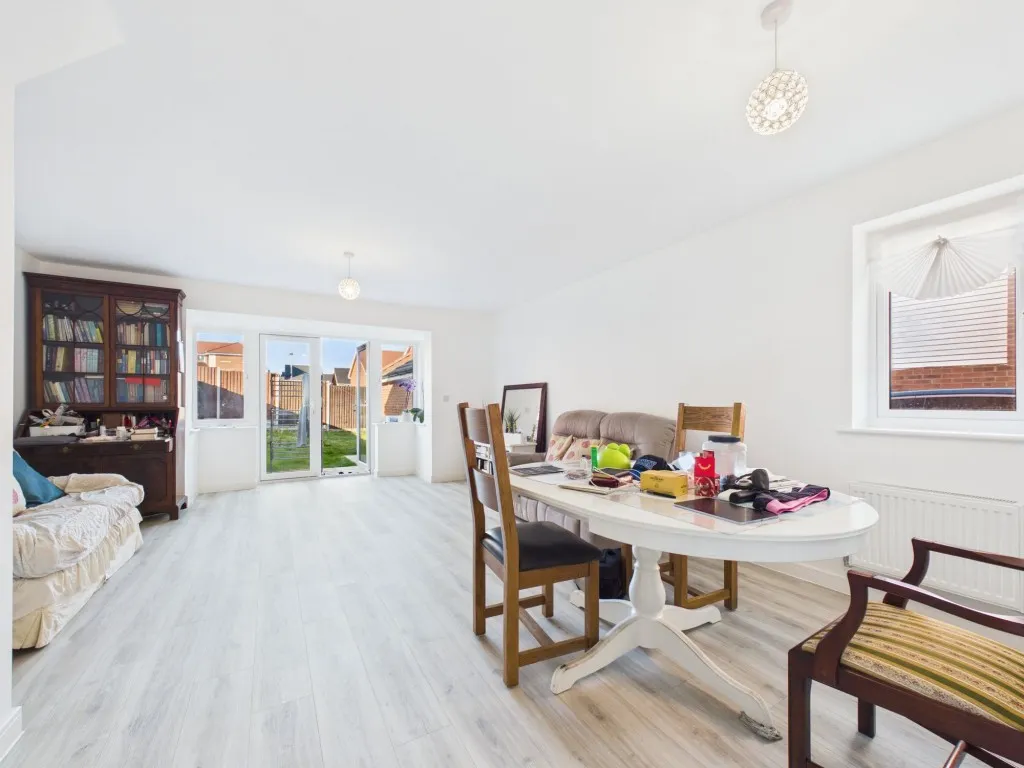 Jerome Row, Shinfield, RG2, photo 2
