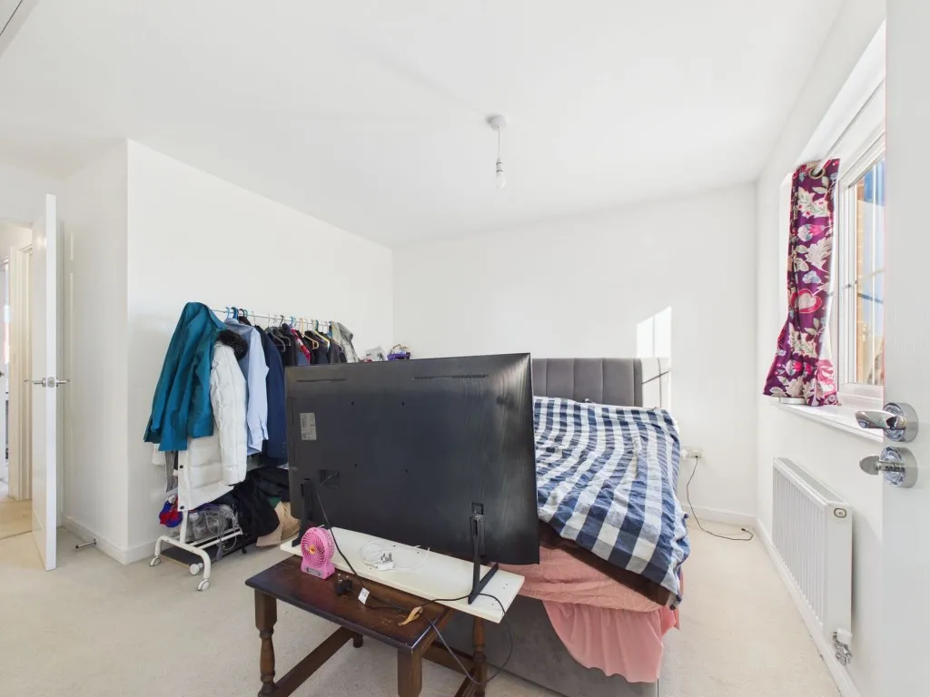 Jerome Row, Shinfield, RG2, photo 5