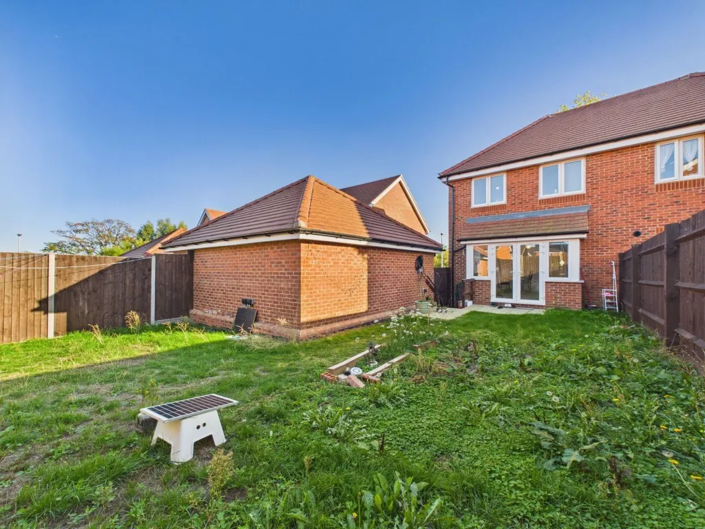 Jerome Row, Shinfield, RG2, photo 10