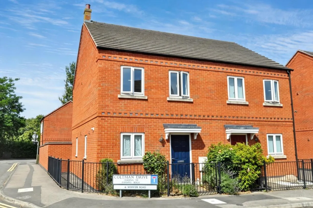 2 bed house for sale, Coltman Drive, Loughborough, LE11