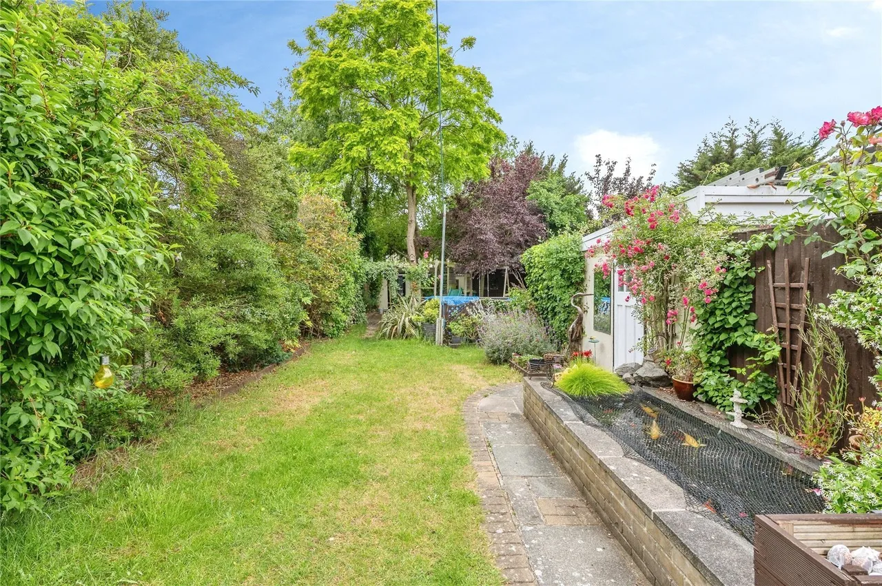 Alexandra Road, RAINHAM, Essex, RM13, photo 17