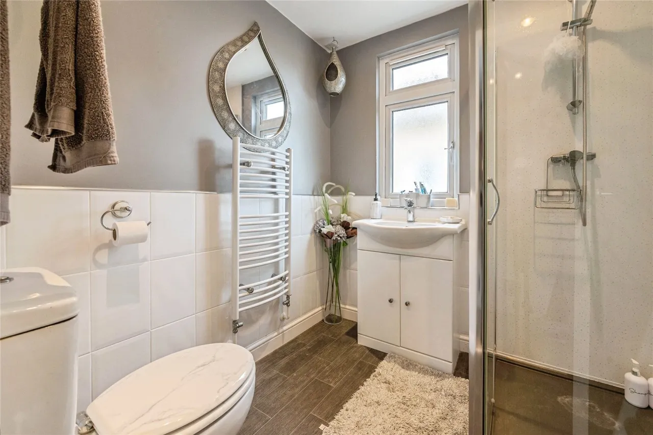 Alexandra Road, RAINHAM, Essex, RM13, photo 19