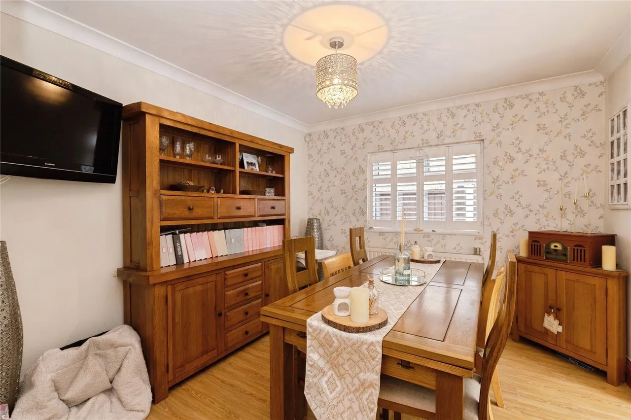 Alexandra Road, RAINHAM, Essex, RM13, photo 18