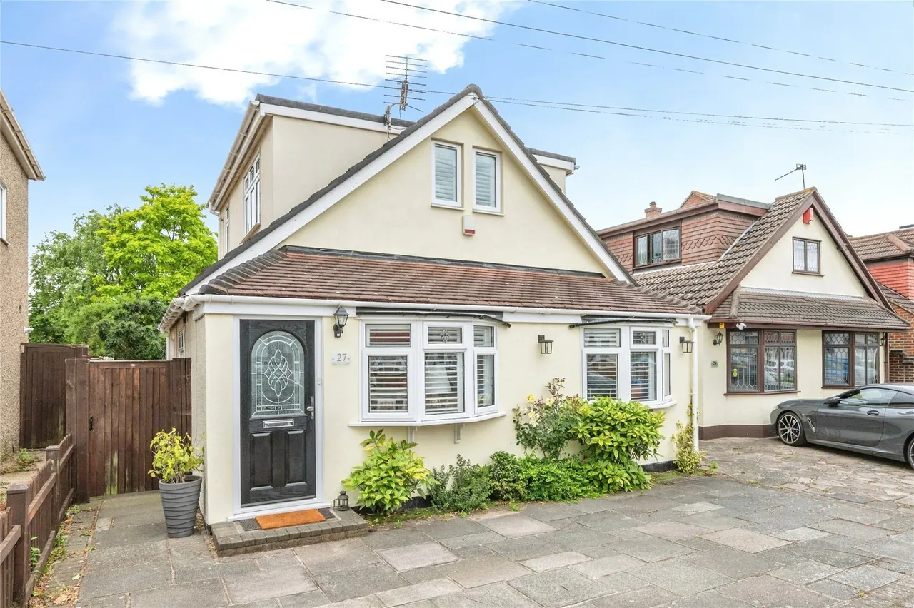 Alexandra Road, RAINHAM, Essex, RM13, photo 13