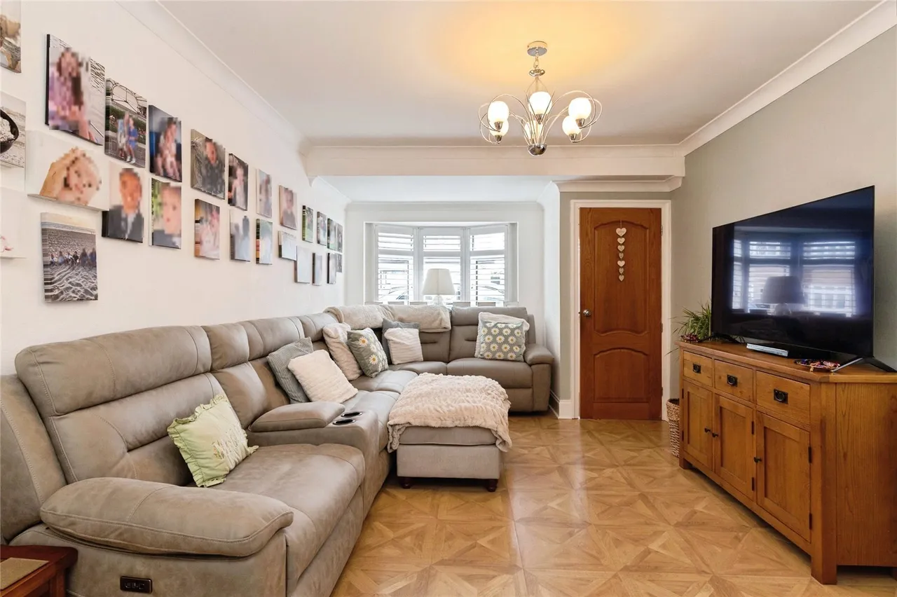 Alexandra Road, RAINHAM, Essex, RM13, photo 14