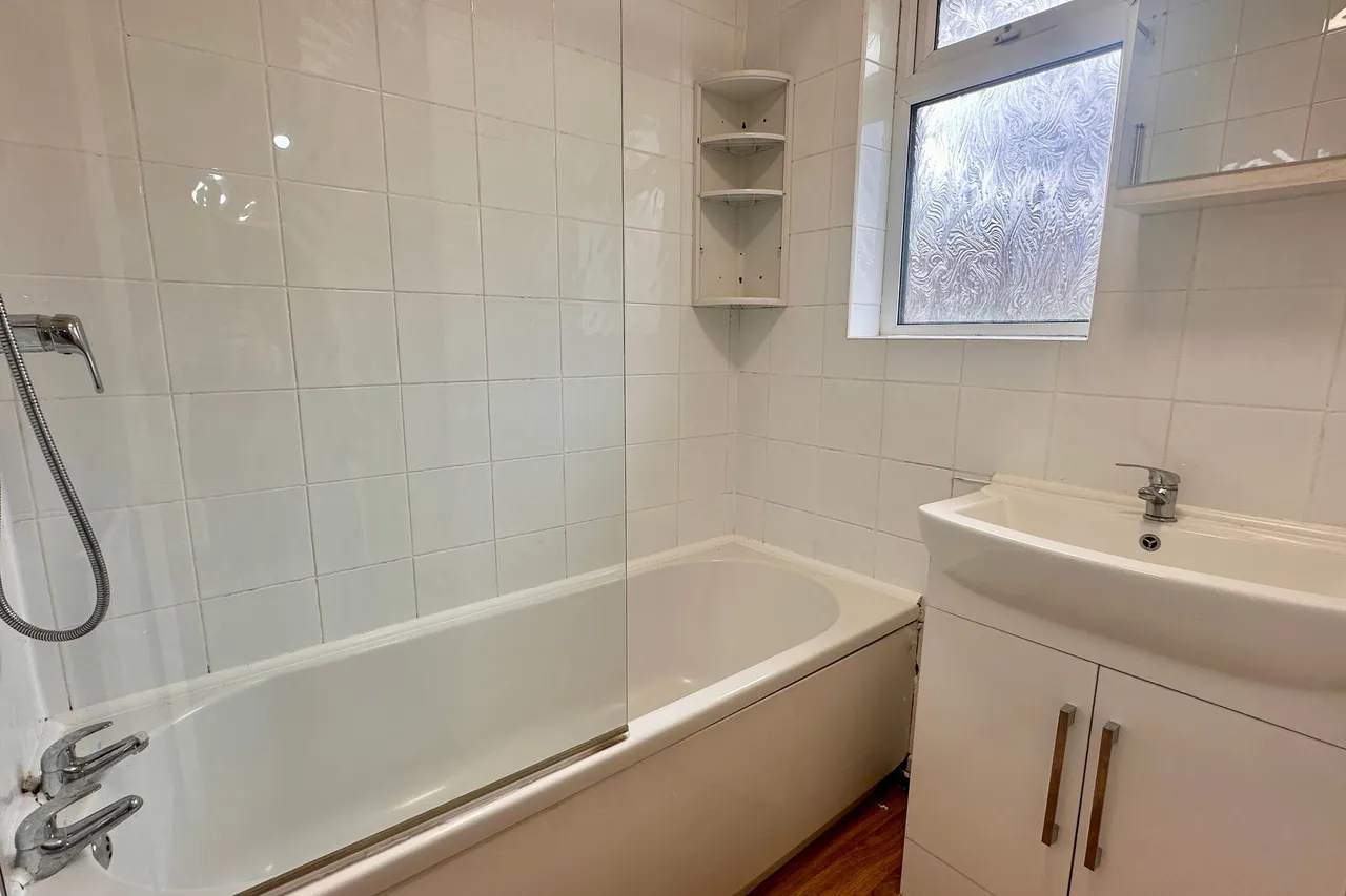 Foxland Road, Cheadle, photo 13
