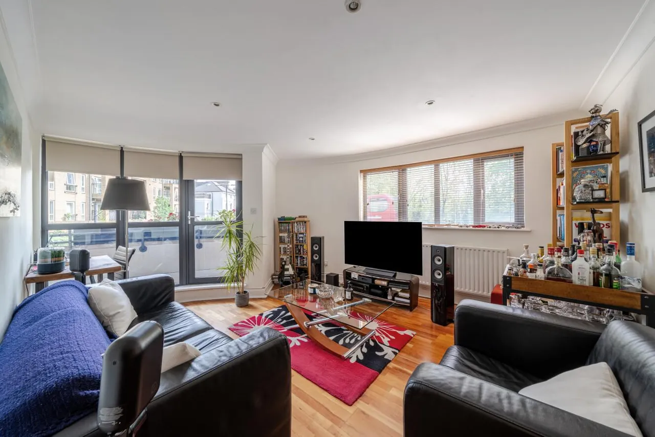 2 bed flat for sale — Beaumont Rise, Crouch End, London, N19