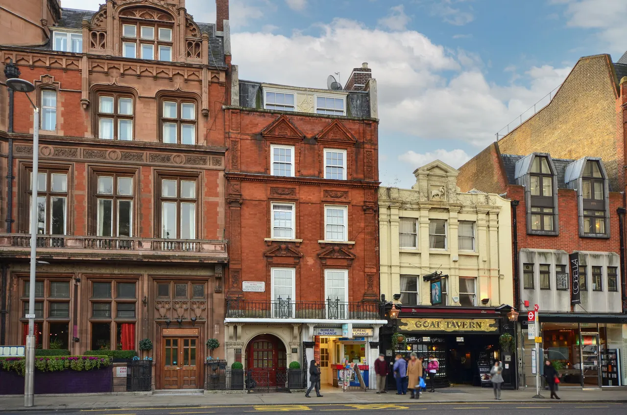 flat to rent — Flat E, 3 Kensington High Street, London