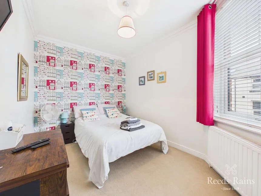 Prince of Wales Terrace, Scarborough, YO11, photo 8