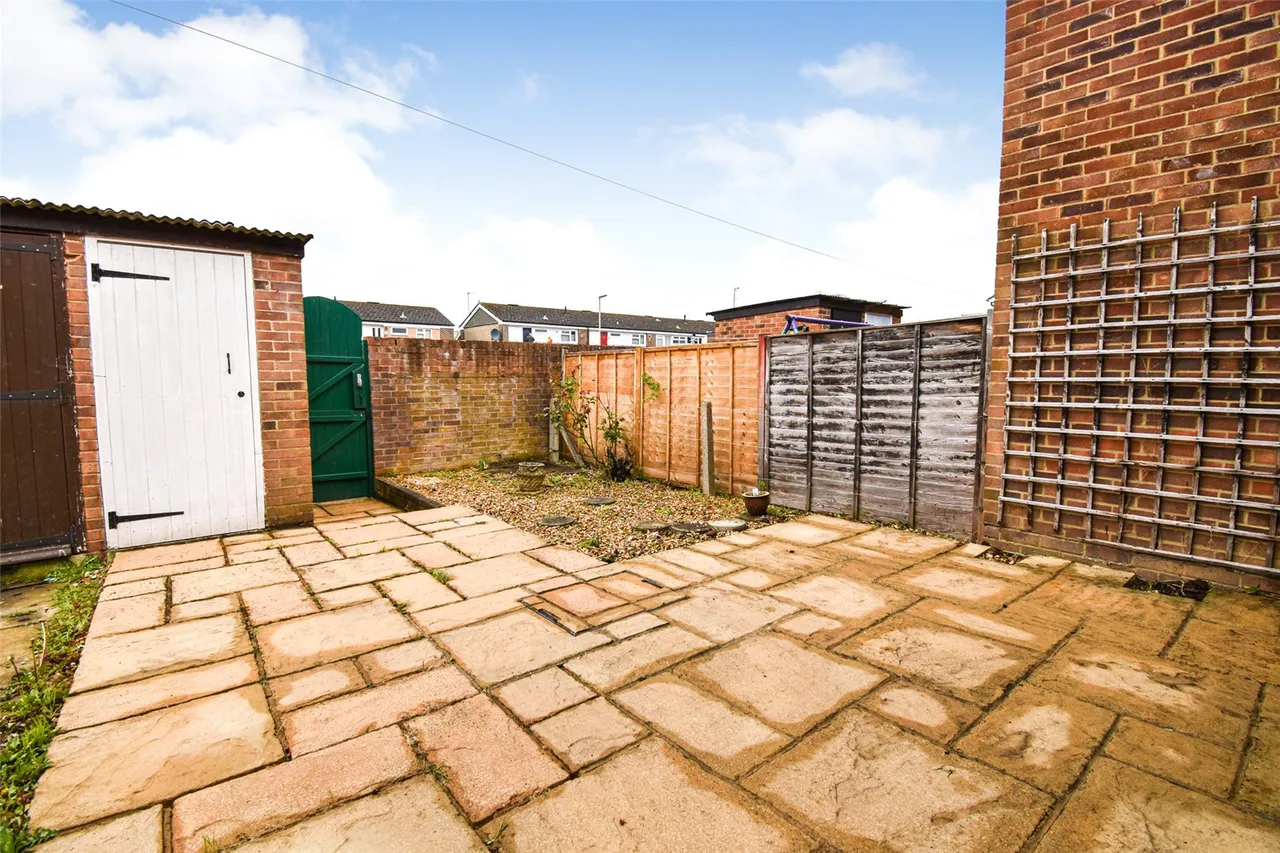 Basing Drive, Aldershot, Hampshire, GU11 3RL, photo 9