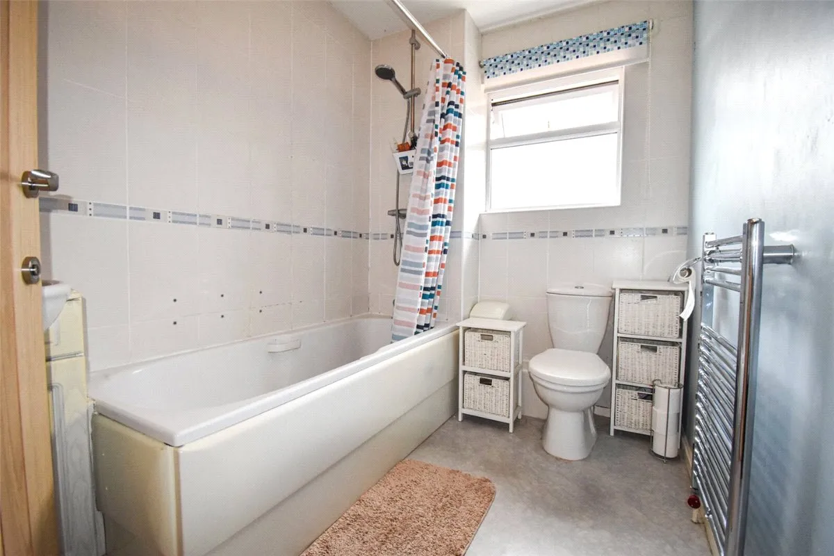 Basing Drive, Aldershot, Hampshire, GU11 3RL, photo 8