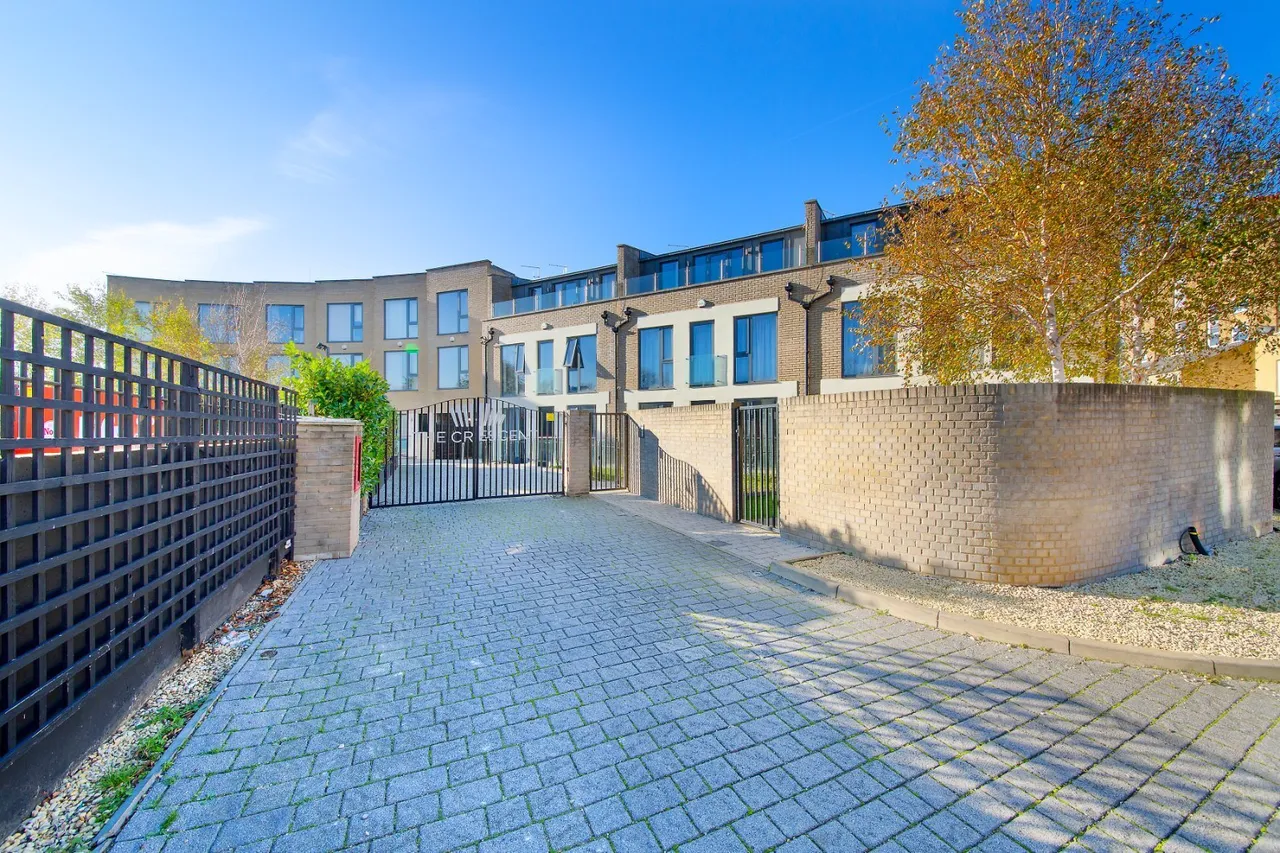 Gunnersbury Mews, London, W4, photo 8