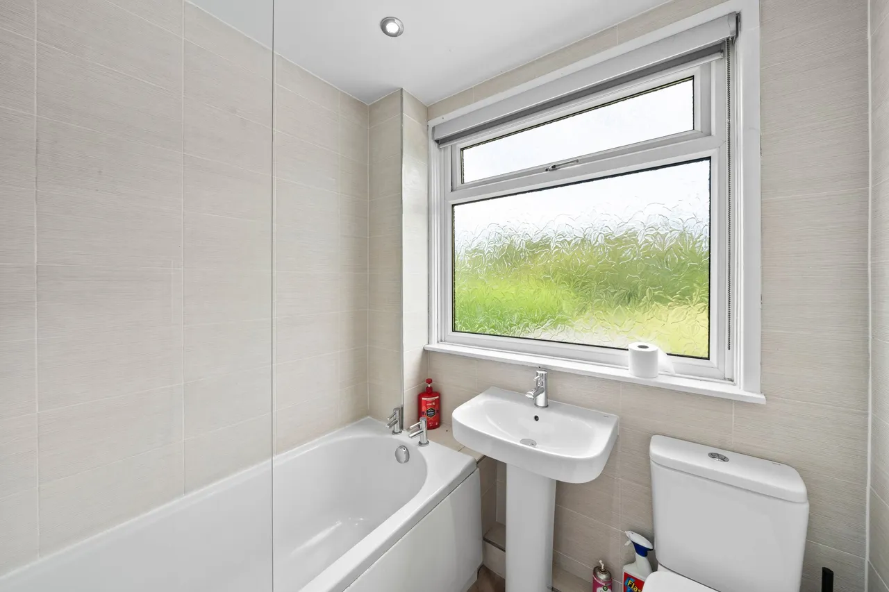 Lincoln Drive, Ashton-In-Makerfield, Wigan, Wigan, WN4 9HX, photo 15