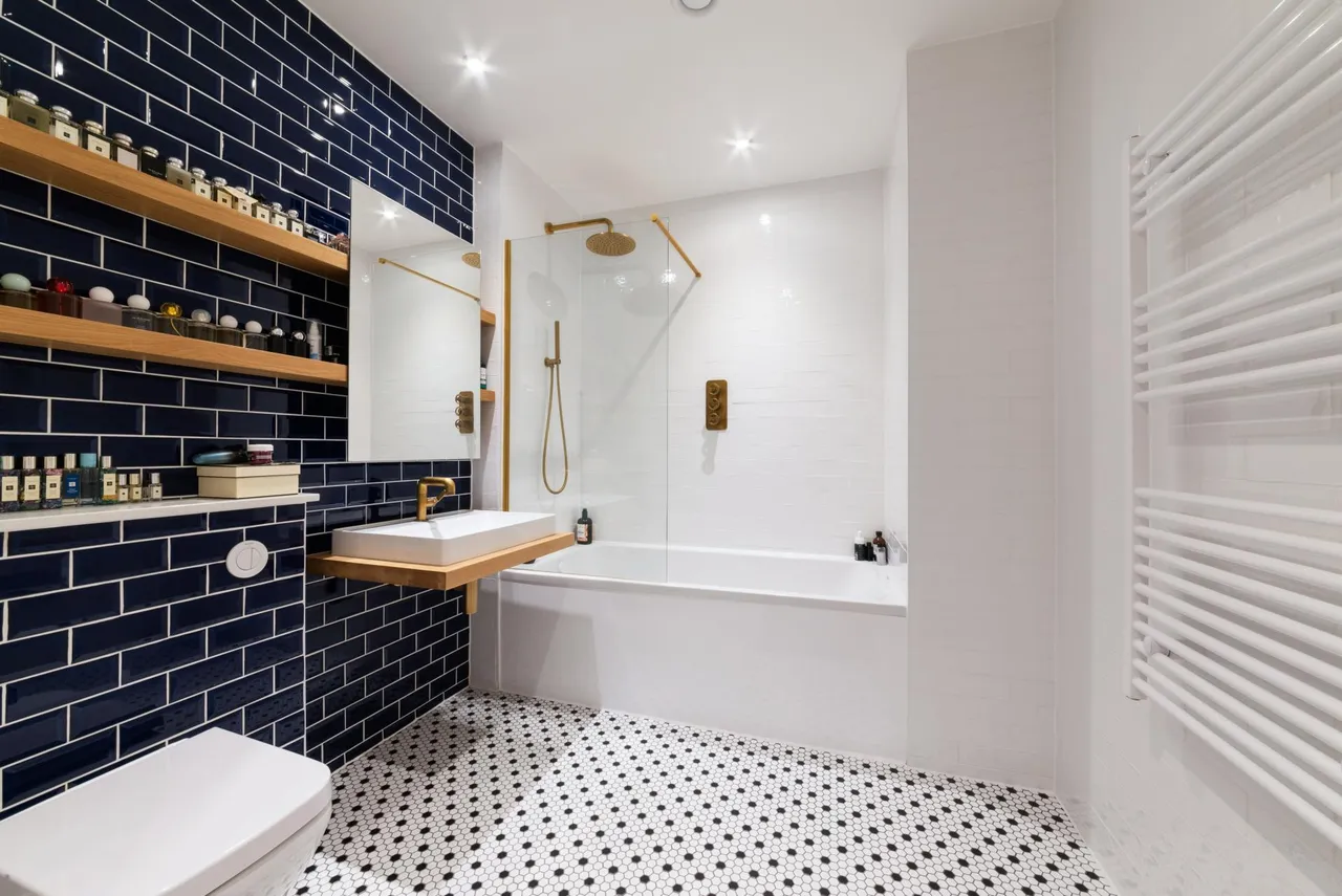 Orchard Place, London, E14, photo 14