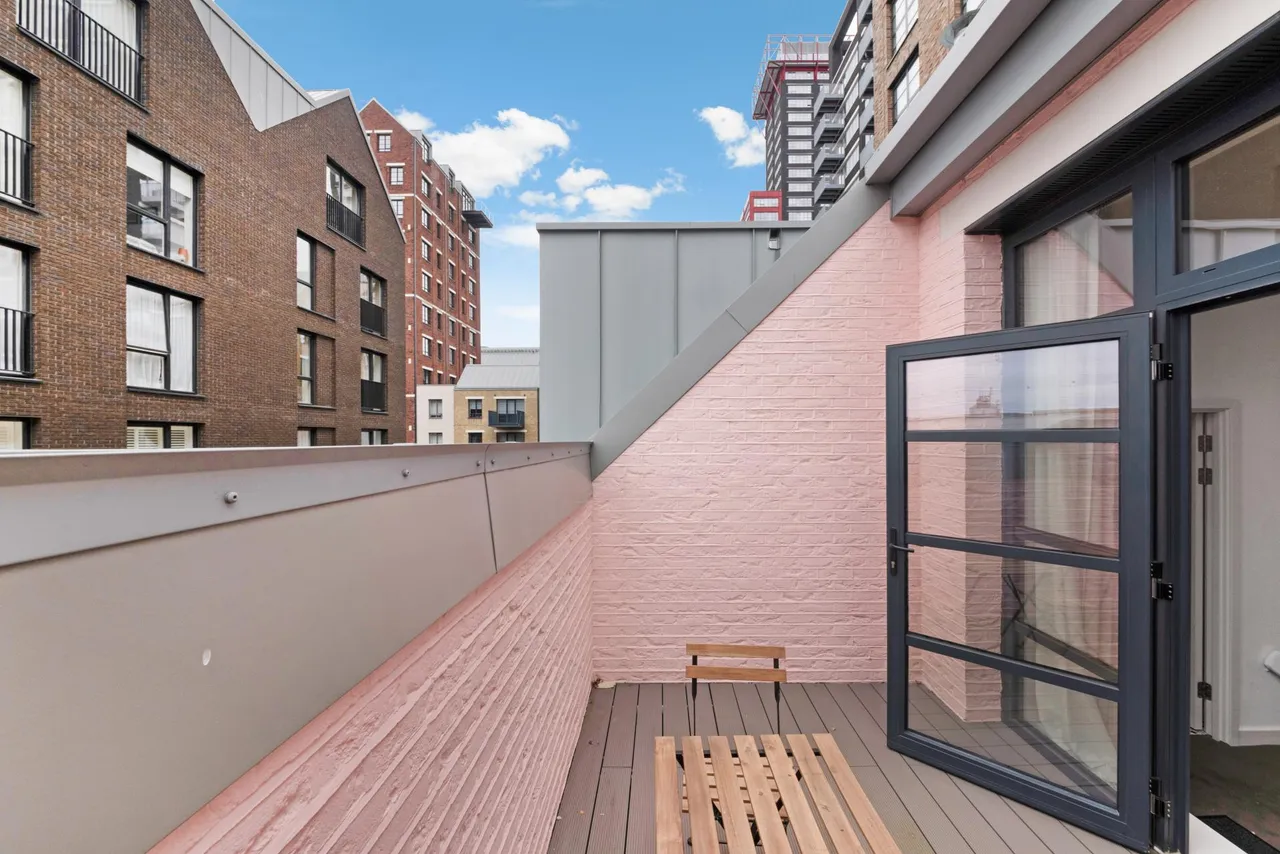 Orchard Place, London, E14, photo 16
