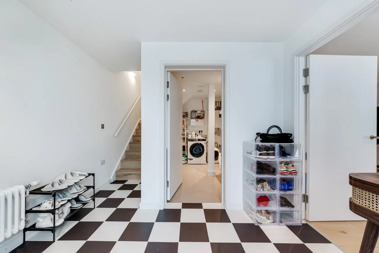 Orchard Place, London, E14, photo 15