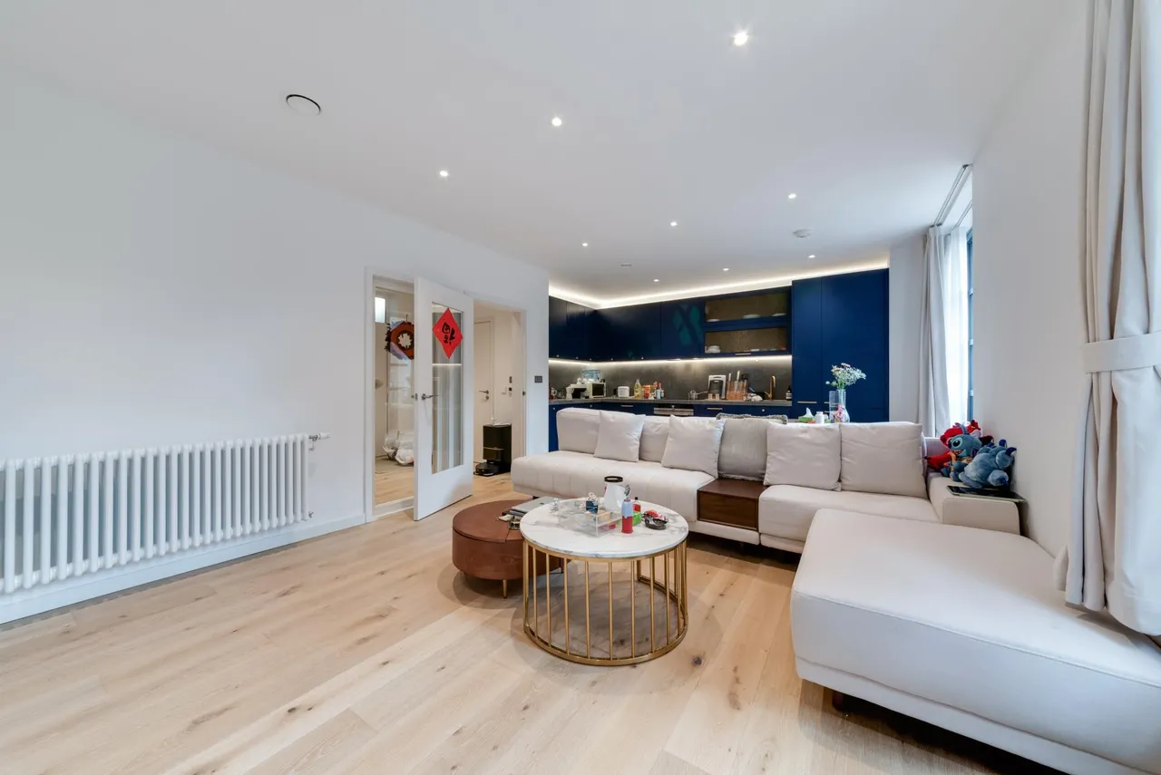 Orchard Place, London, E14, photo 4