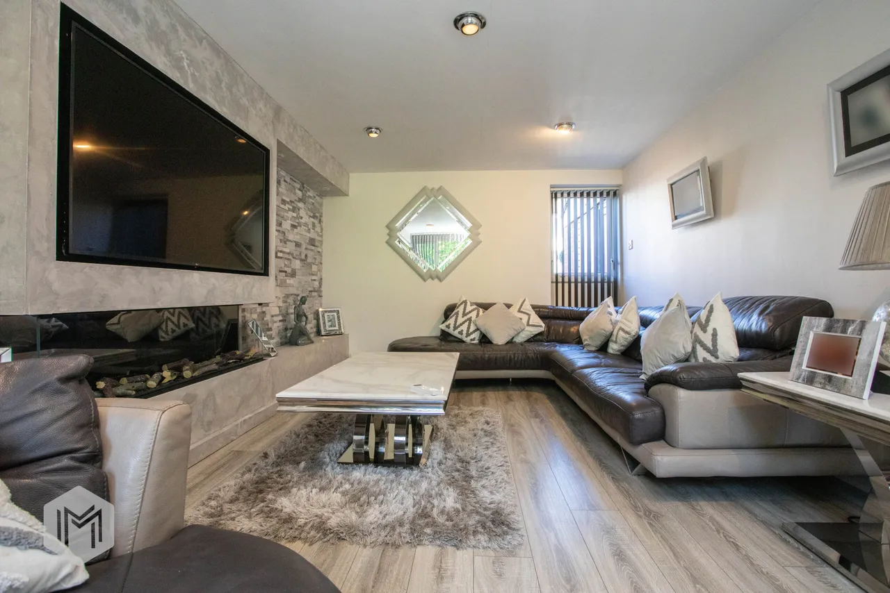 Kirkhope Walk, Bolton, BL1 3DG, photo 6