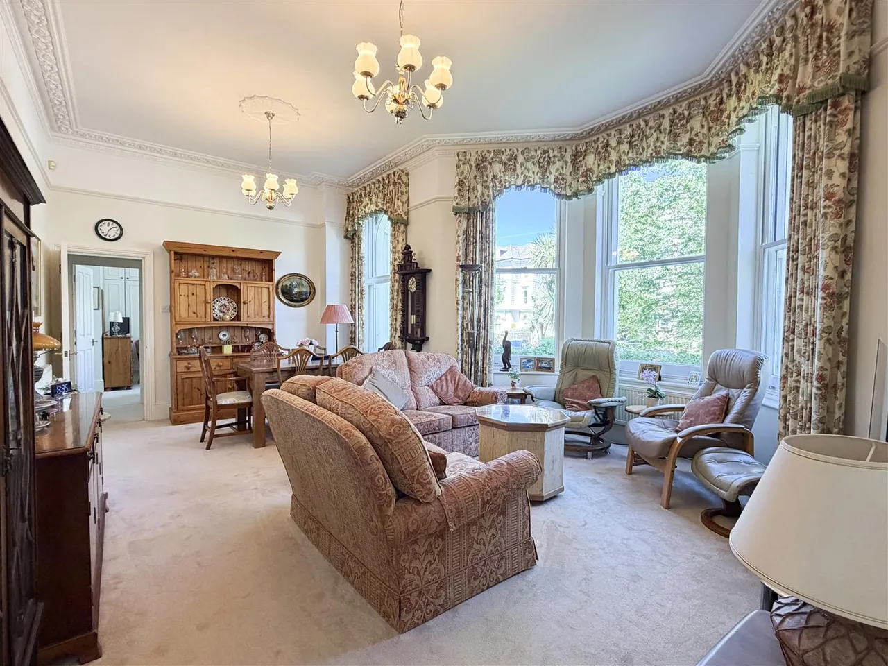 15 Devonshire Place, Eastbourne, BN21 4BZ, photo 2