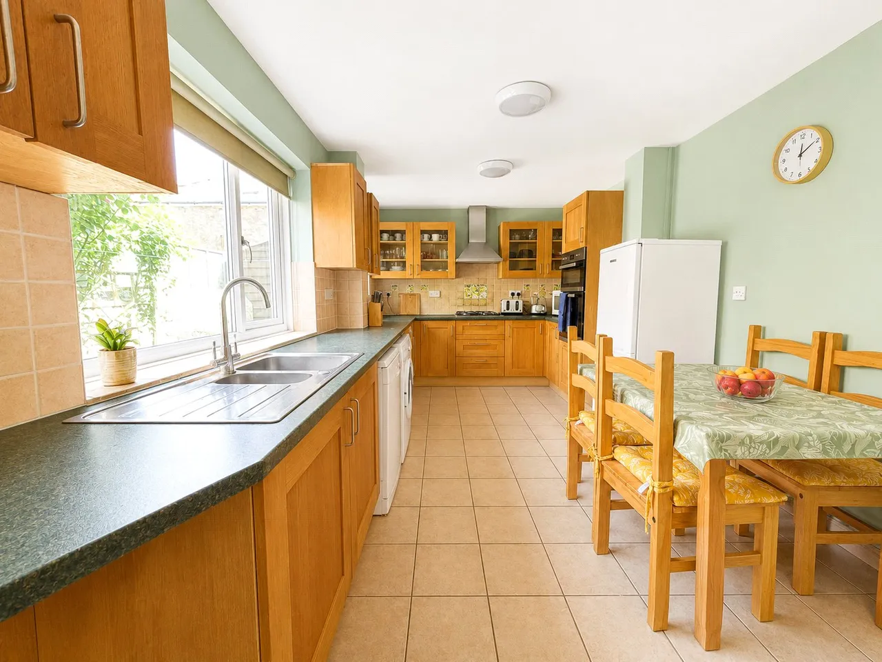 Summerland Avenue, Minehead, TA24, photo 3