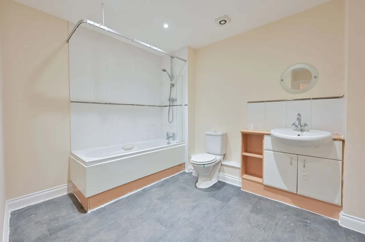 2 Keats House, Cottage Close, Harrow, photo 12