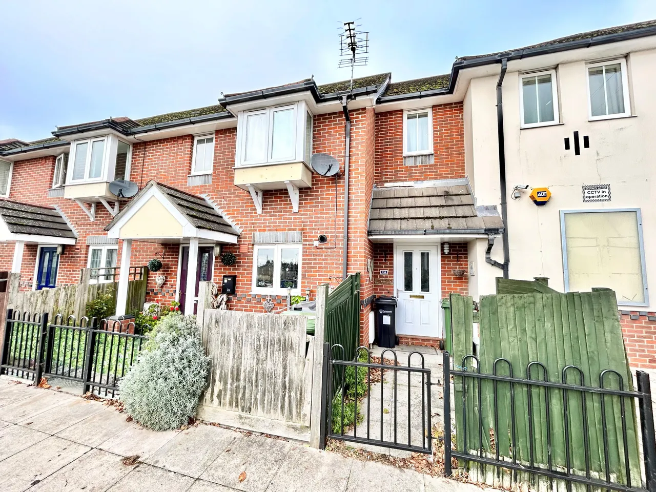 2 bed flat to rent — Ludlow Road, PORTSMOUTH