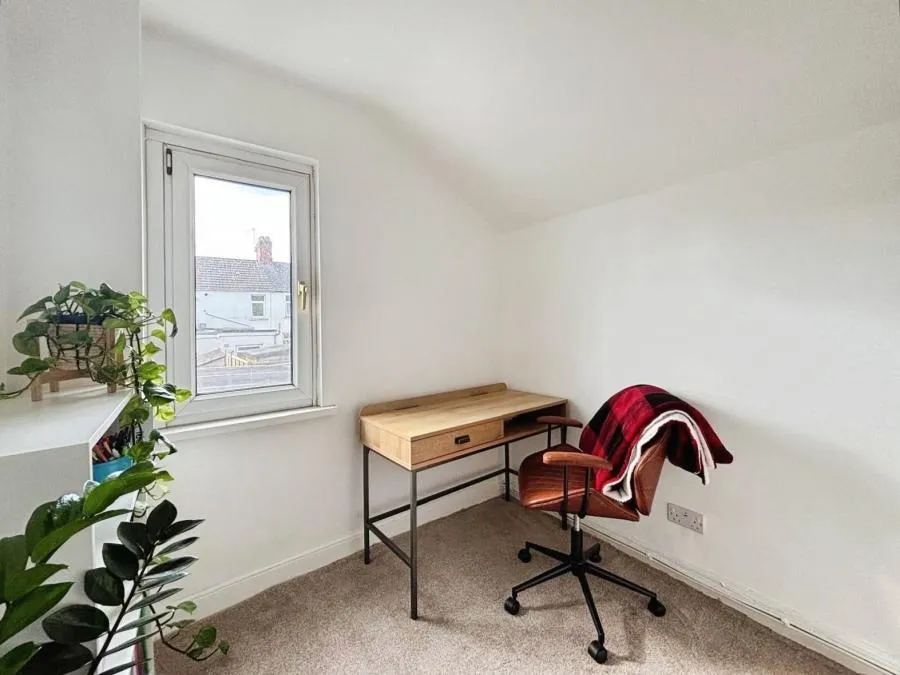 Glenroy Street, Roath, CF24, photo 9