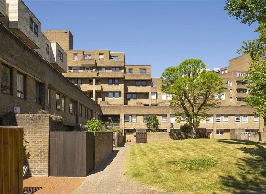 Burr Close, Wapping, E1W, photo 5