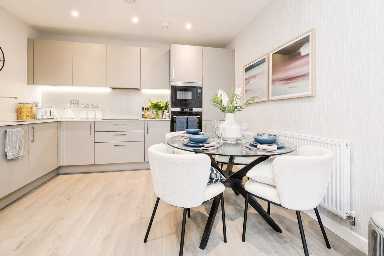 Whittle Drive, Hornchurch, RM12, photo 4
