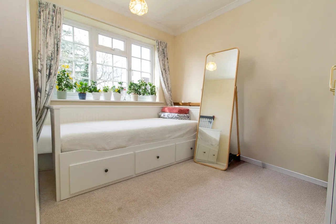 Bearwood Gardens, Fleet, GU51 3QU, photo 6