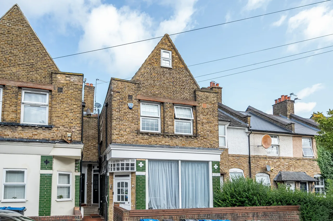 Room 2, 80A Newlands Road, London, photo 8