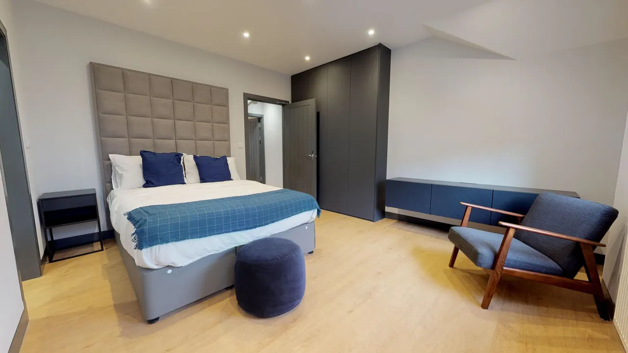 Room 2, 80A Newlands Road, London, photo 6