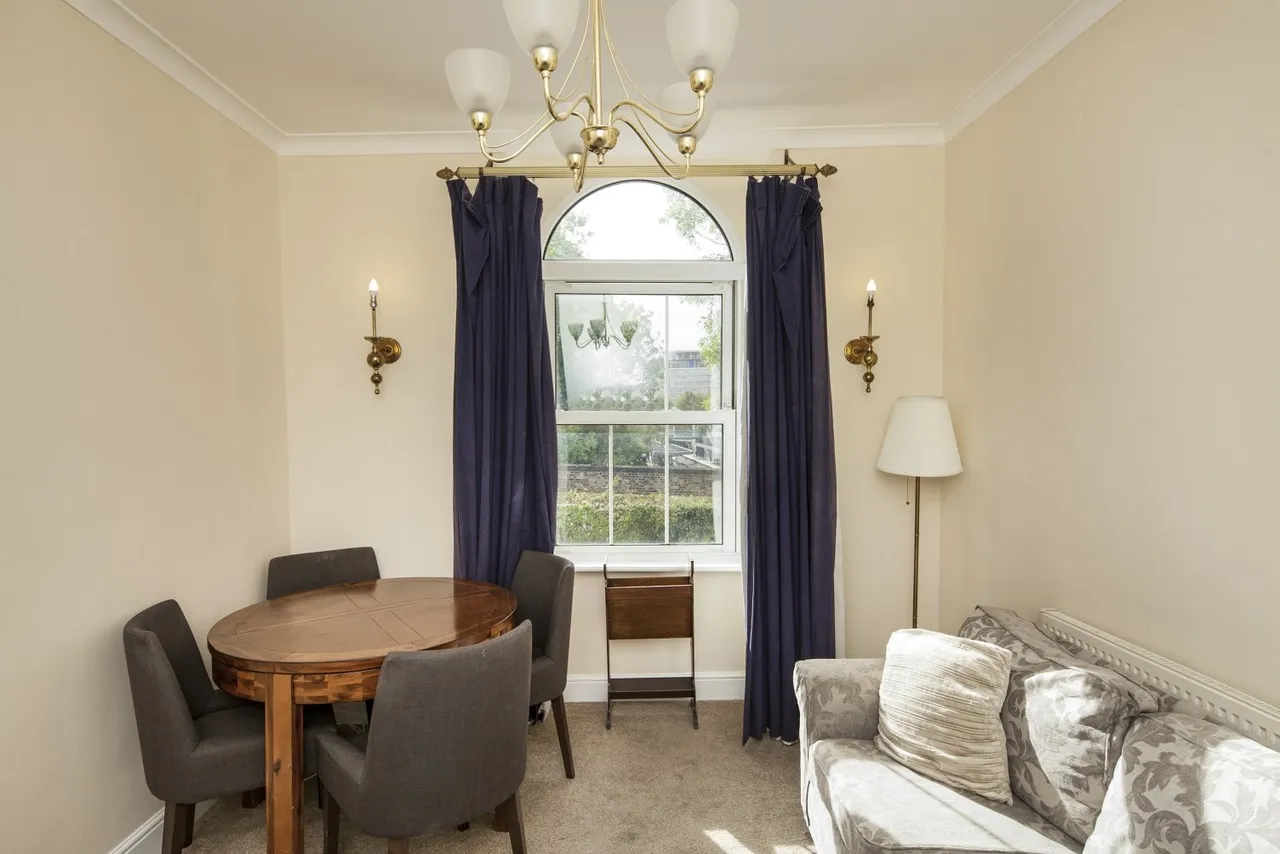 Grove Lane, London, SE5, photo 2