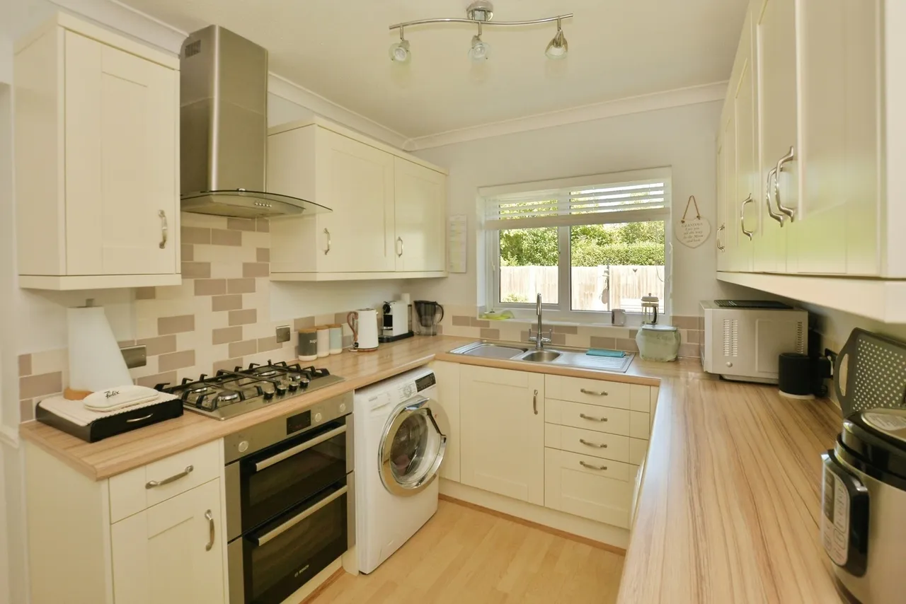 Tartane Lane, Dymchurch, Romney Marsh, Kent, TN29, photo 5