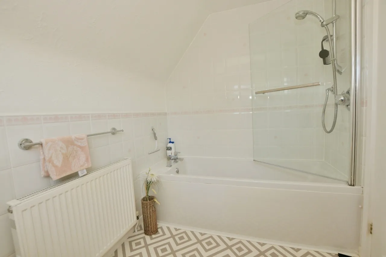 Tartane Lane, Dymchurch, Romney Marsh, Kent, TN29, photo 9