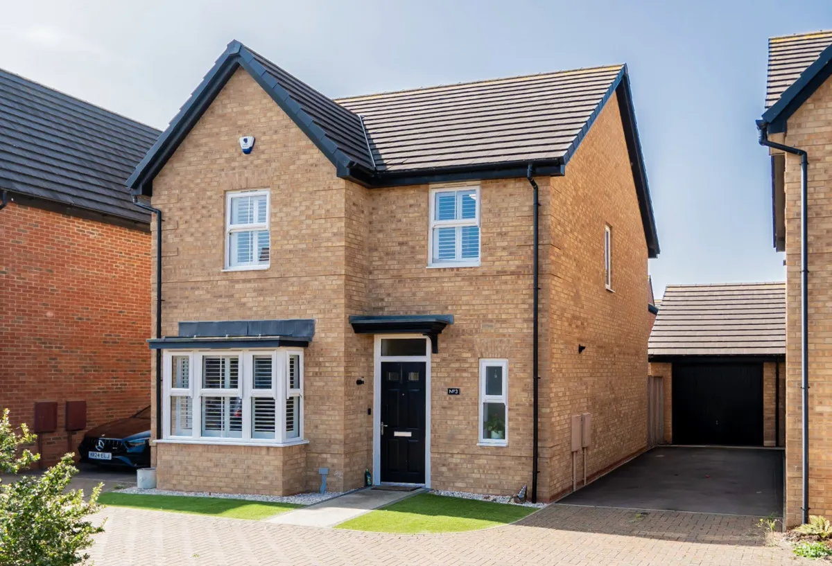 4 bed house for sale, Bedford, MK43