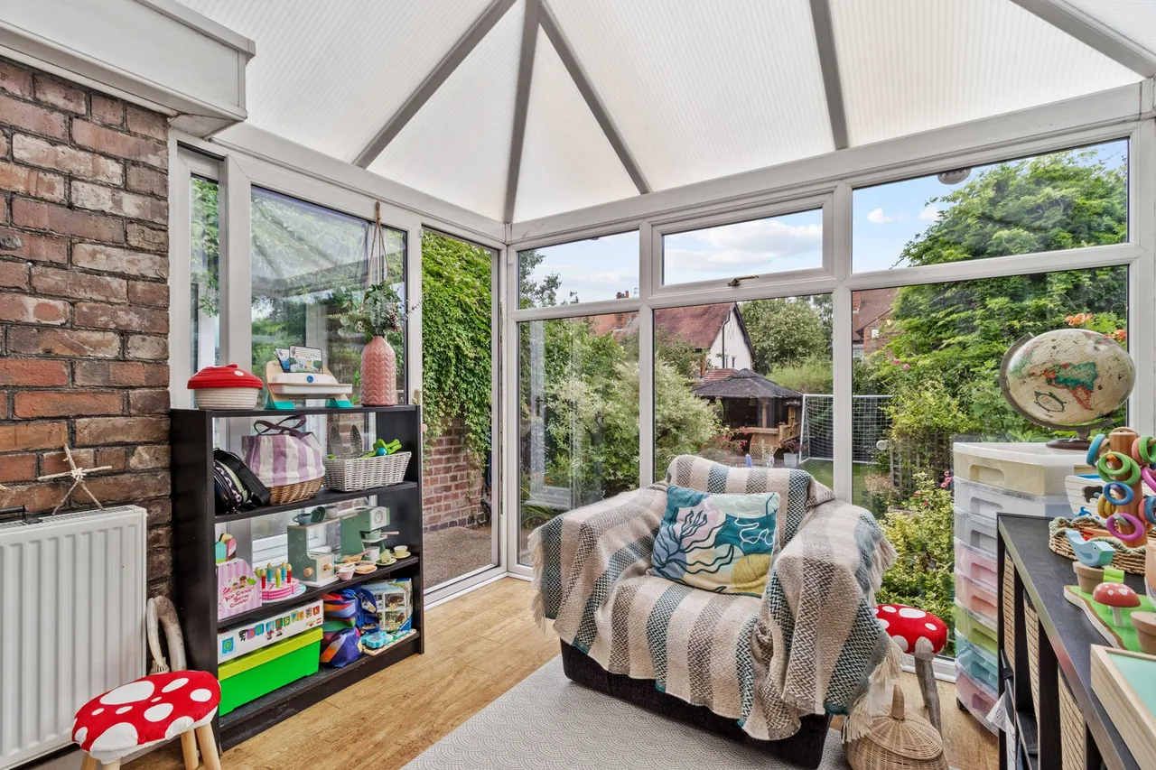 Newlands Road, Stockton Heath, Warrington, WA4 2DS, photo 8