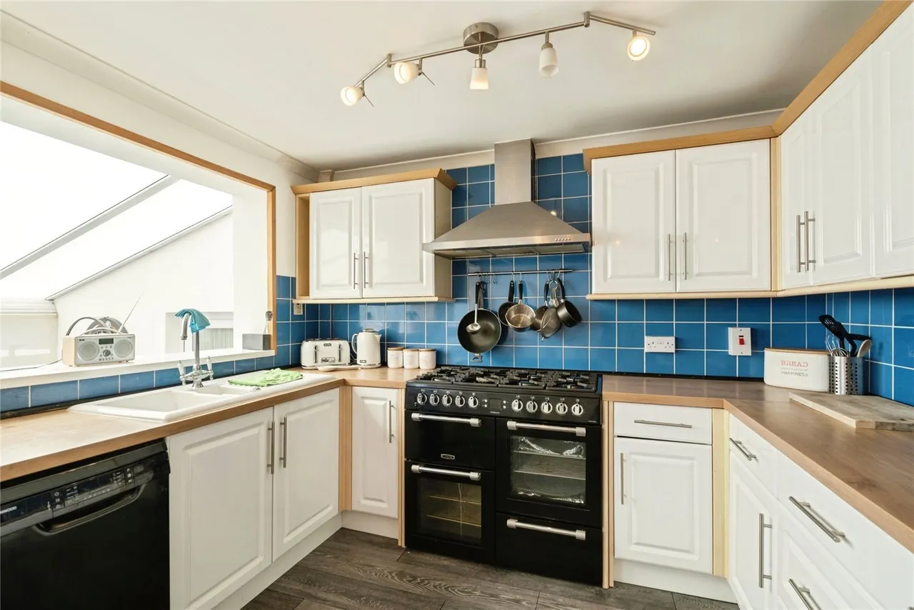 Colenutts Road, Ryde, PO33, photo 12