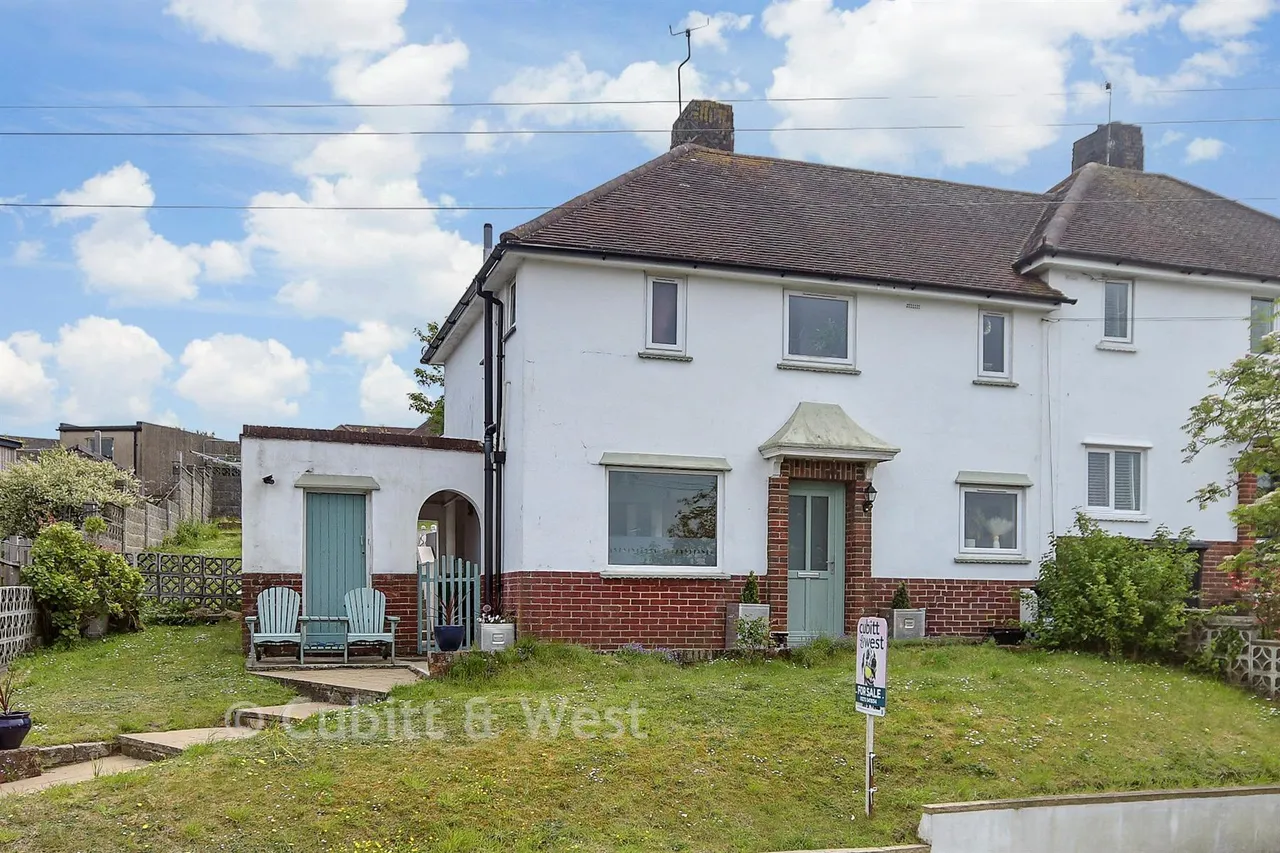 2 bed house for sale, Fernhurst Crescent, Brighton, BN1