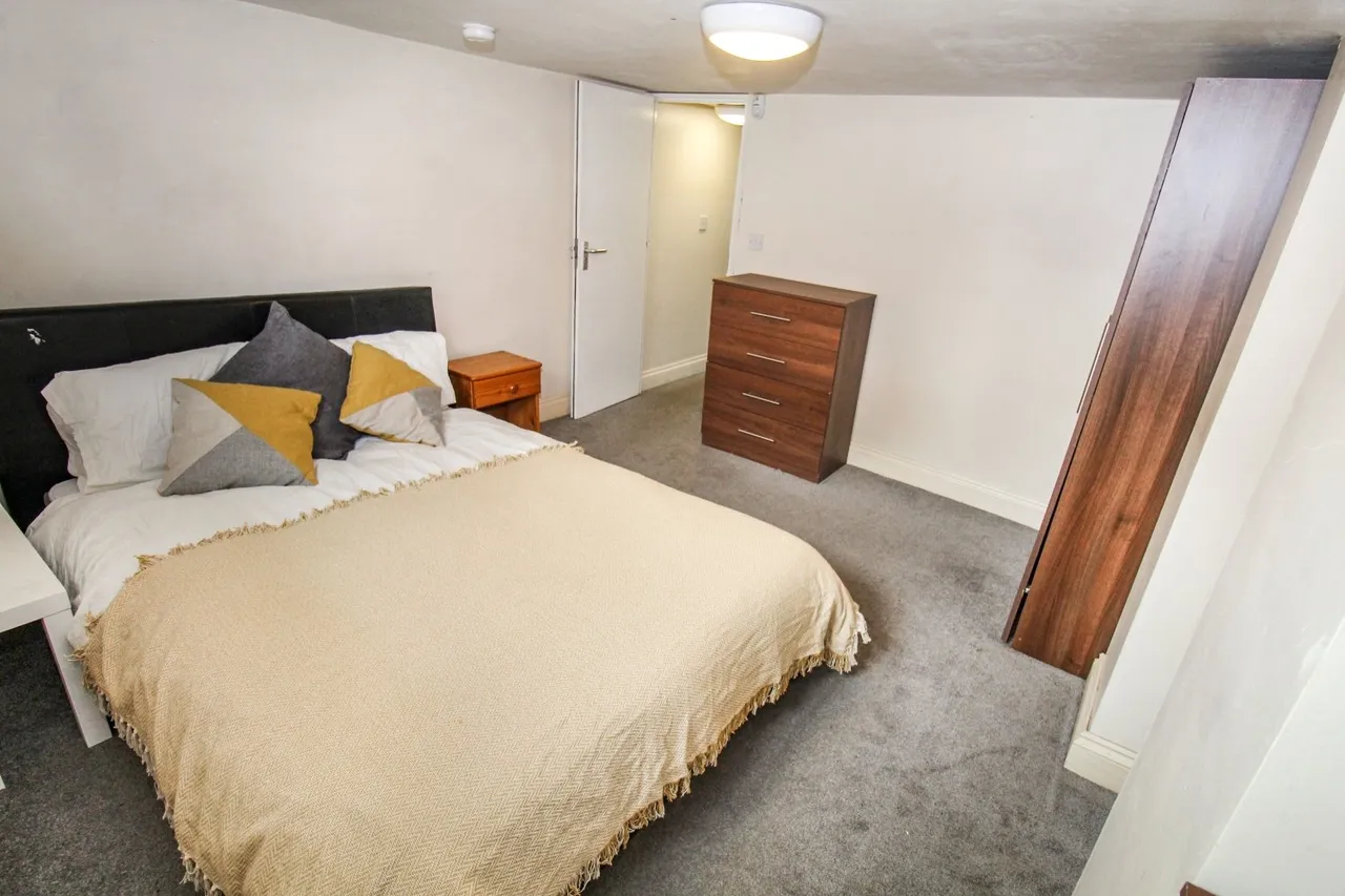 Beamsley Terrace, Hyde Park, LS6, photo 8