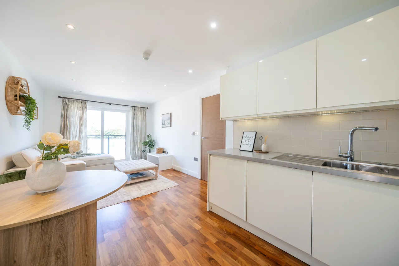 4 Holman Road, London, SW11, photo 8