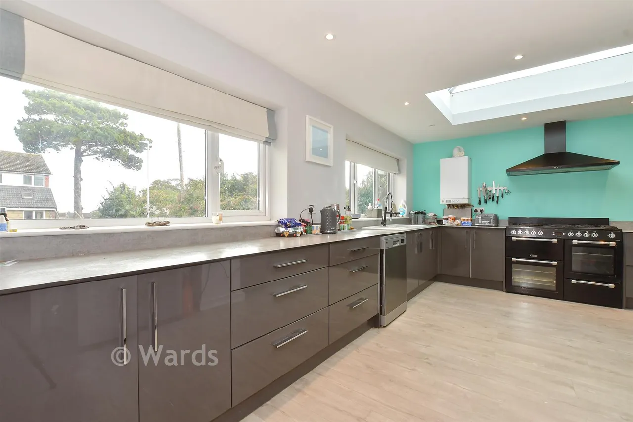 St. Mildred's Court, Walmer, CT14, photo 4