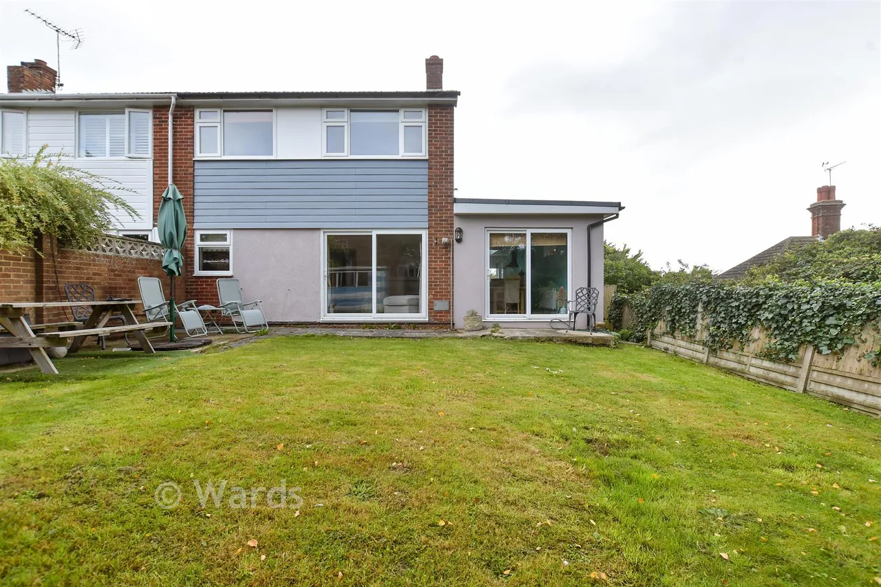 St. Mildred's Court, Walmer, CT14, photo 3